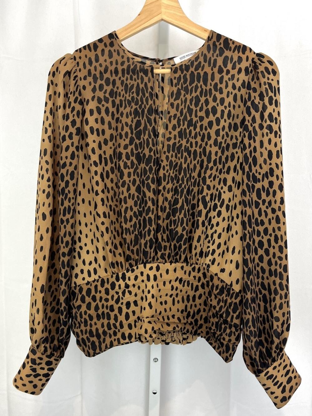 GOOD AMERICAN Size 2 M Keyhole Blouse Top Leopard Animal Print Brown Black